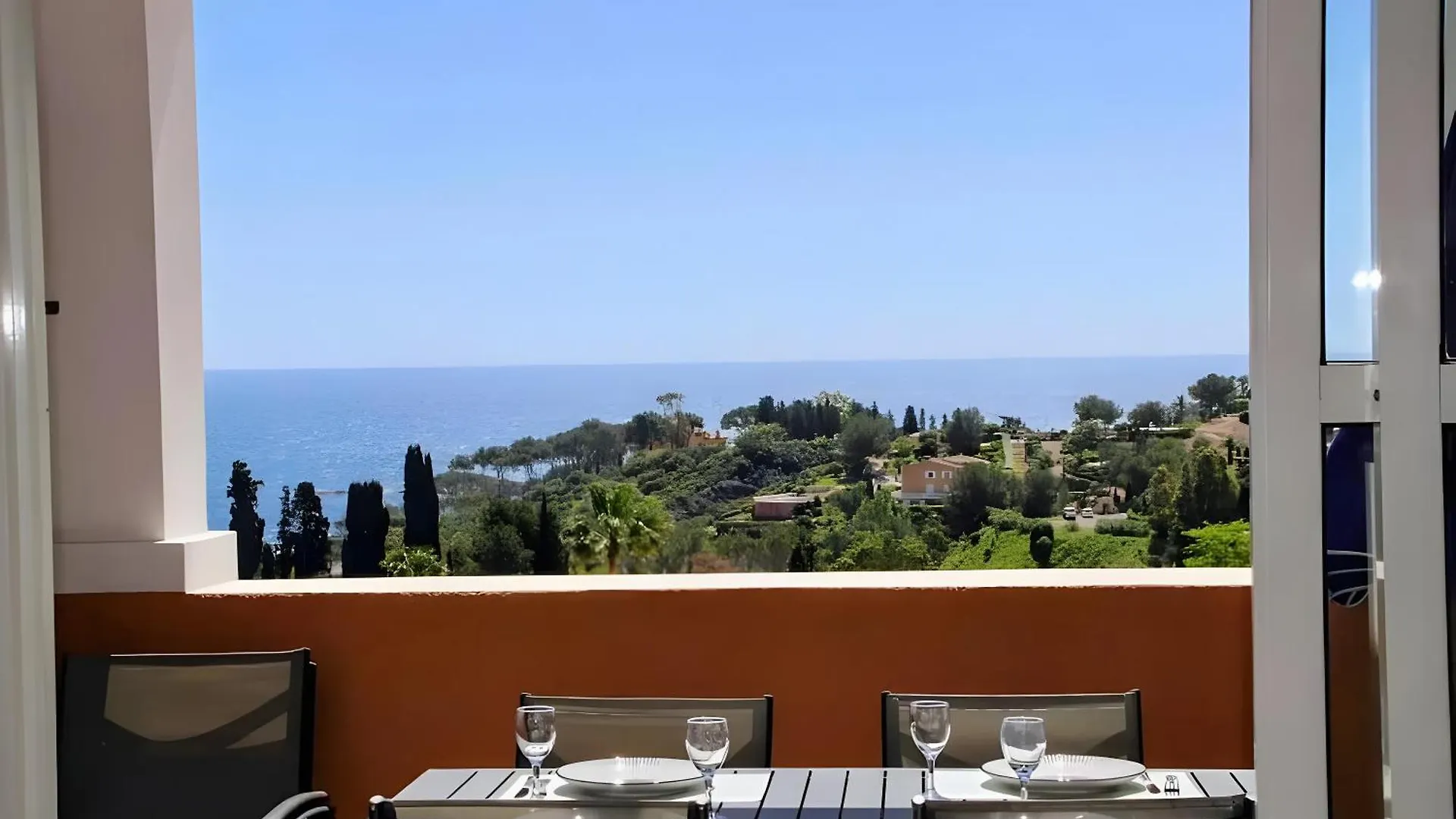 Appartement Cap Esterel - Piscine Saint-Raphael  Apartment Saint-Raphael (Var)